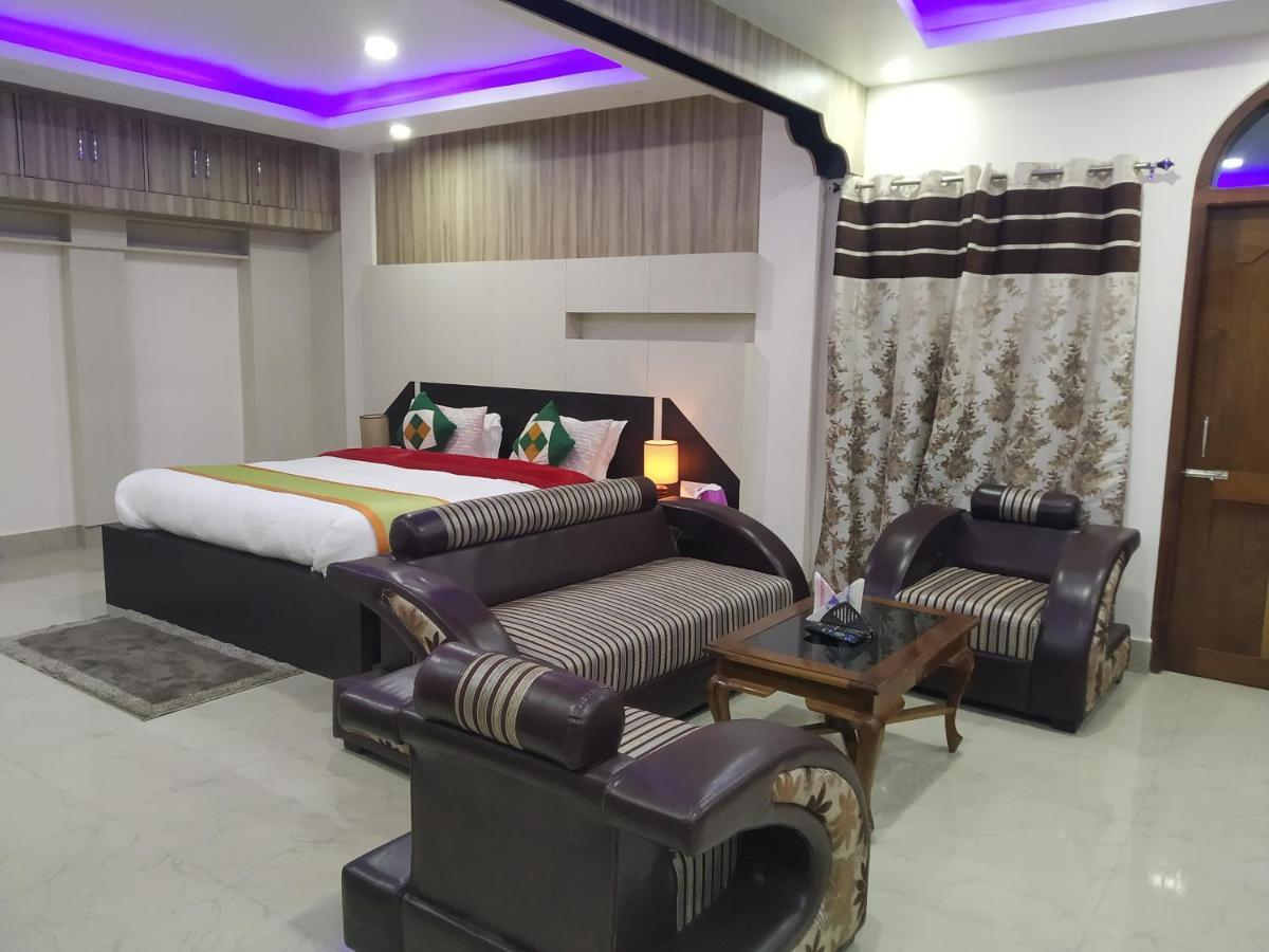 Ziro Palace Inn - A Boutique Hotel Hāpoli Exteriör bild