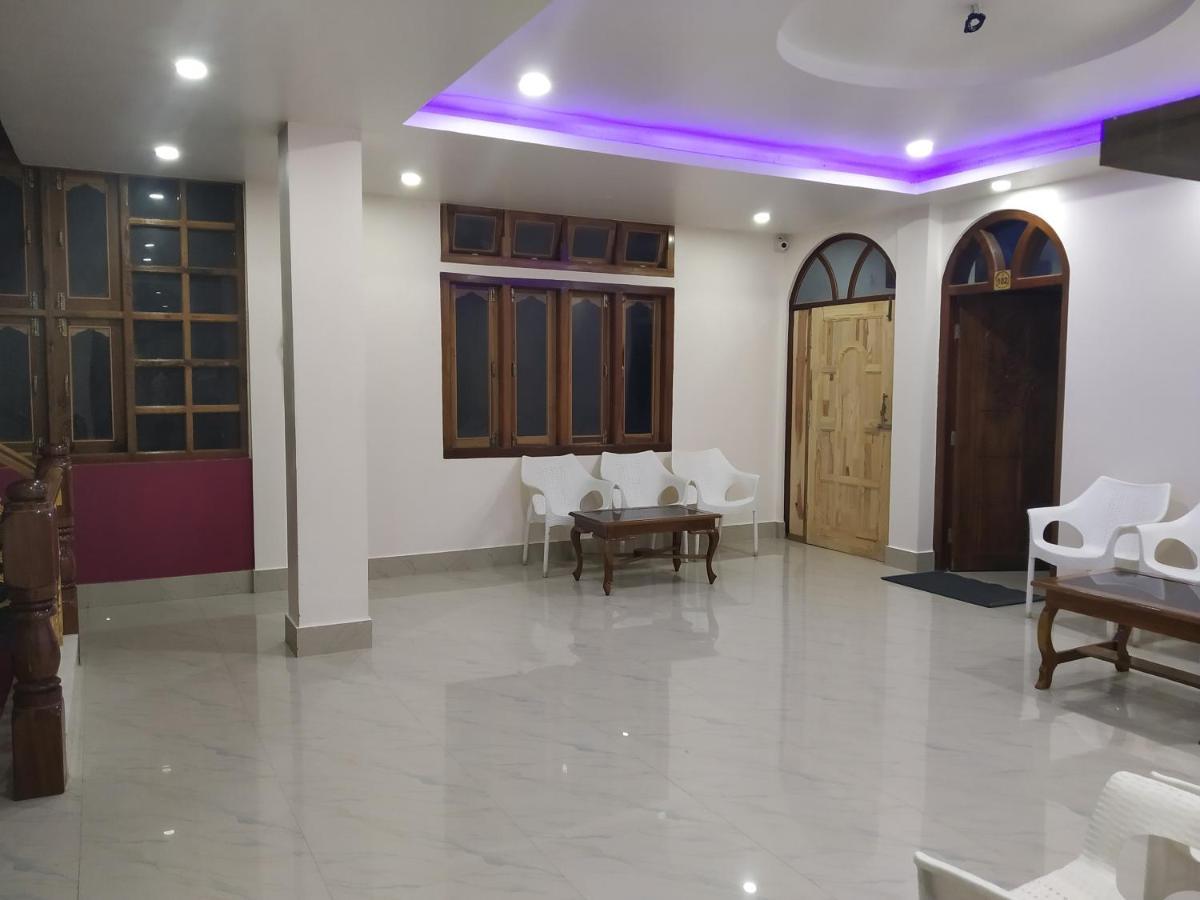 Ziro Palace Inn - A Boutique Hotel Hāpoli Exteriör bild