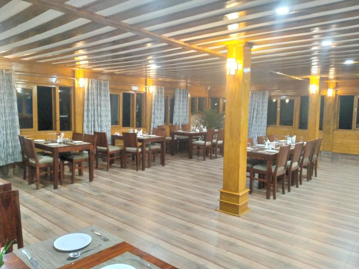Ziro Palace Inn - A Boutique Hotel Hāpoli Exteriör bild