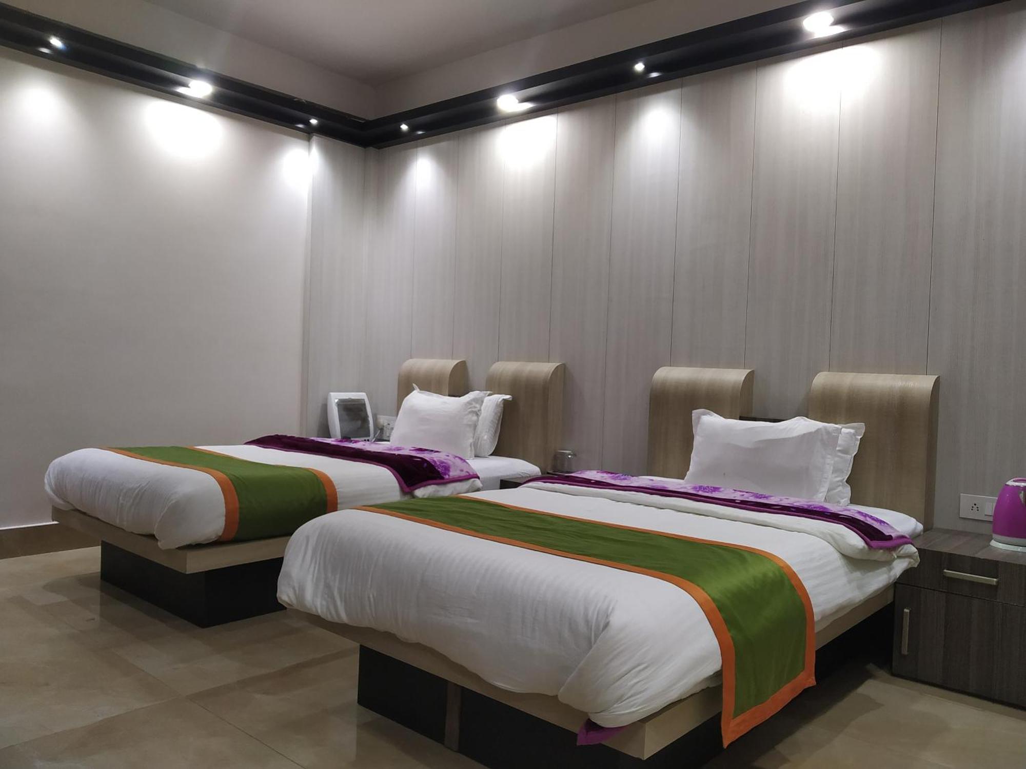 Ziro Palace Inn - A Boutique Hotel Hāpoli Exteriör bild