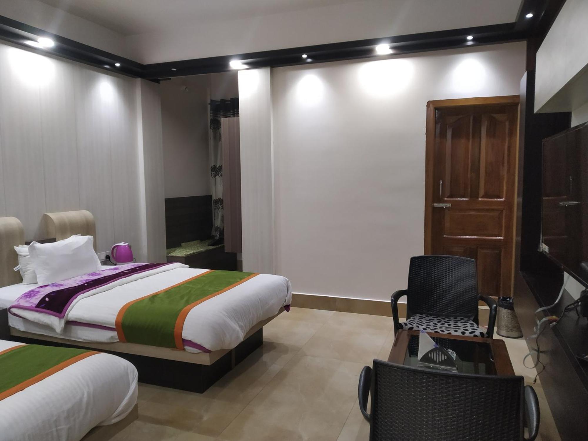 Ziro Palace Inn - A Boutique Hotel Hāpoli Exteriör bild