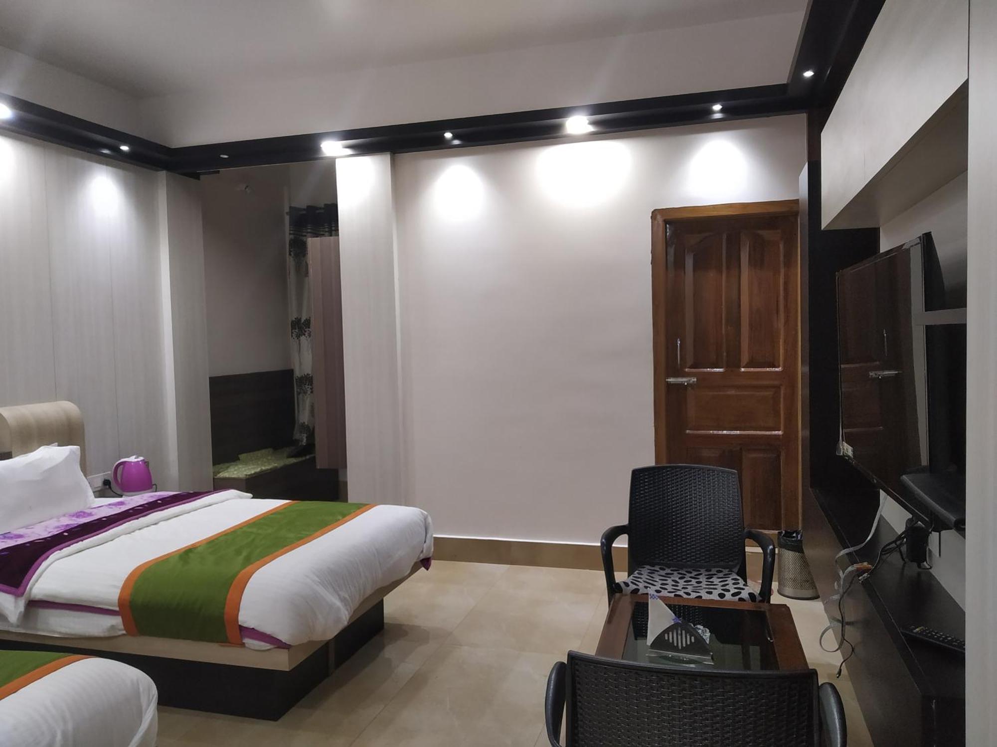 Ziro Palace Inn - A Boutique Hotel Hāpoli Exteriör bild